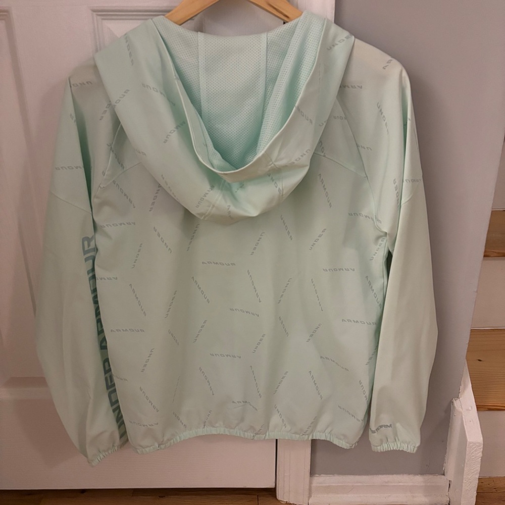 Under Armour Jacket - Picture 3 of 4